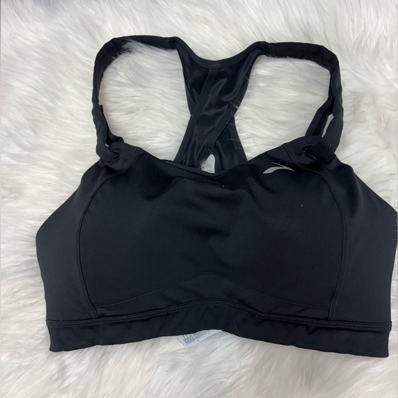Brooks Other - * | Brooks | sports bra. Size 36DD.